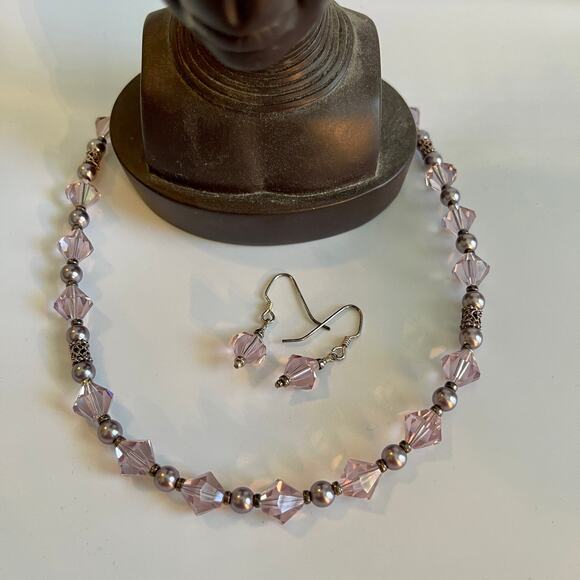 Light Amethyst Crystals & Pearls Fish-hook earrings Beaded 17.25" Necklace Set - Picture 7 of 11